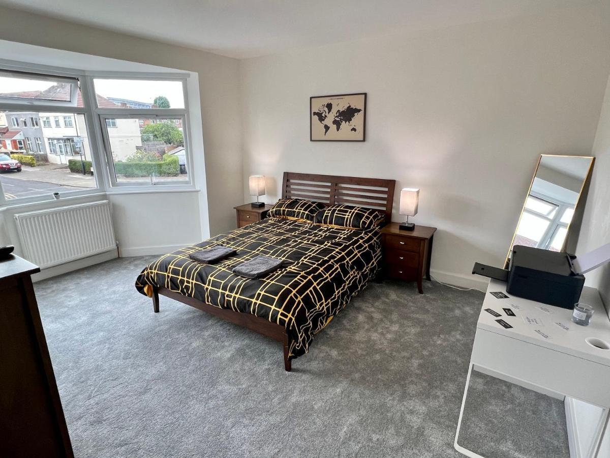 Wembley Stadium 5 Star Brand New Luxury Sleeps 14 With Parking Villa London Bagian luar foto
